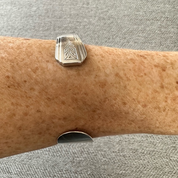 Butter Knife Bracelet - Picture 5 of 9